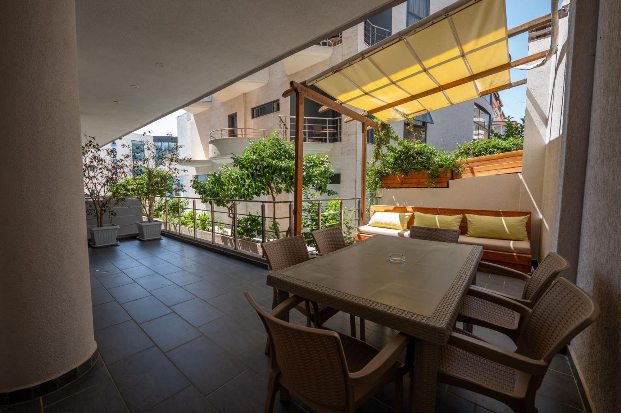 Franklin Rooms ซารานเดอ ภายนอก รูปภาพ