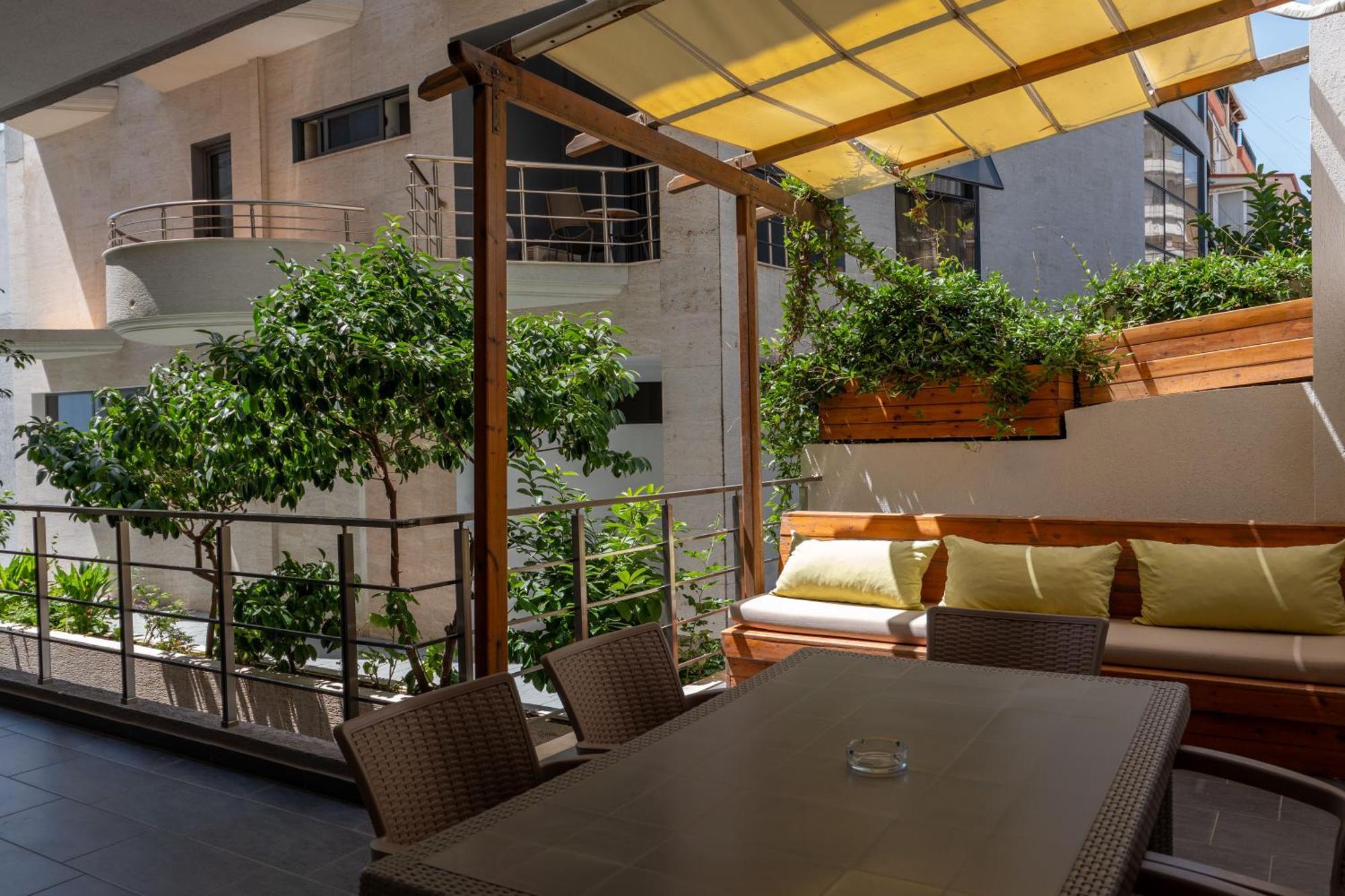 Franklin Rooms ซารานเดอ ภายนอก รูปภาพ